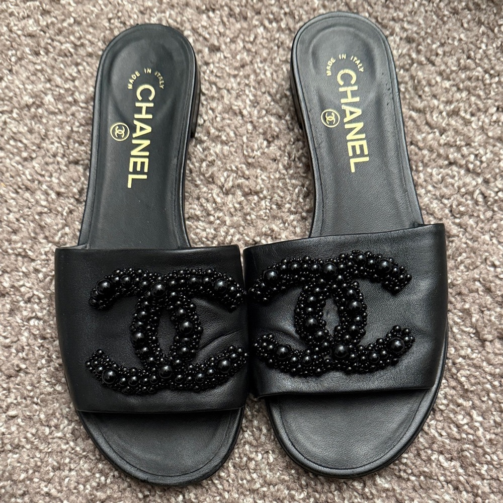 CHANEL Black Beaded Slide Sandals